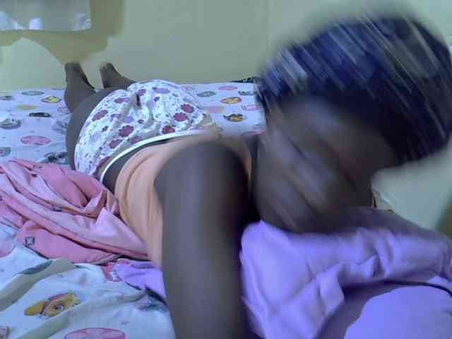 sexxy-maya1 webcam
