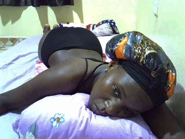 sexxy-maya1 webcam
