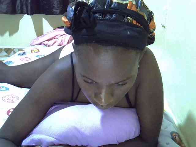 sexxy-maya1 webcam