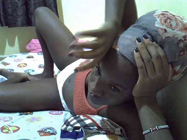 sexxy-maya1 webcam