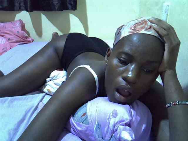 sexxy-maya1 webcam