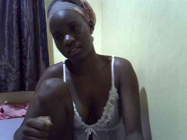 sexxy-maya1 webcam