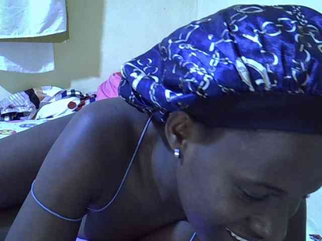 sexxy-maya1 webcam