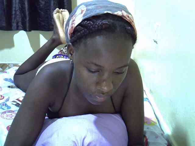 sexxy-maya1 webcam