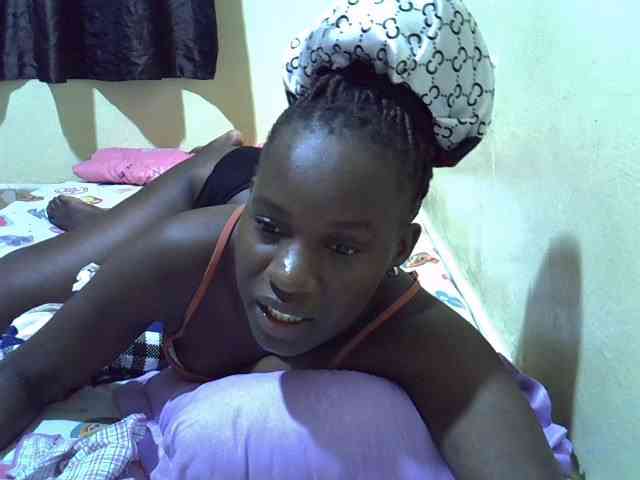 sexxy-maya1 webcam