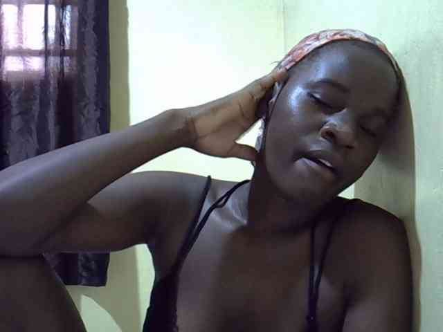 sexxy-maya1 webcam