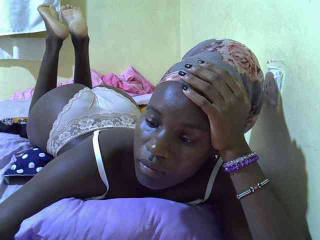 sexxy-maya1 webcam
