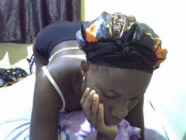 sexxy-maya1 webcam