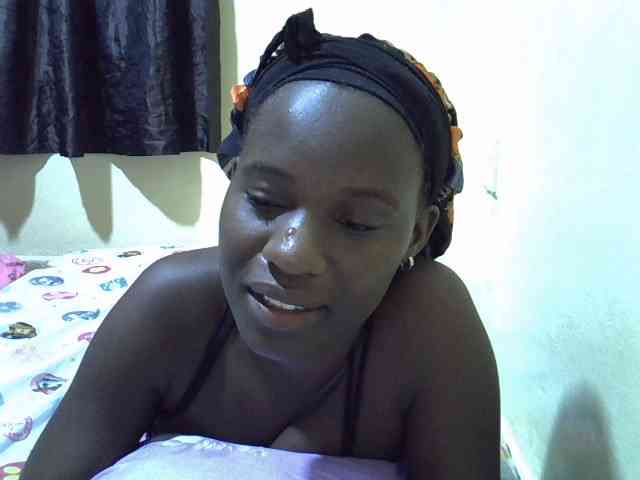 sexxy-maya1 webcam