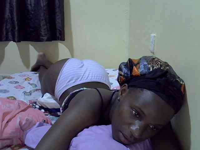 sexxy-maya1 webcam