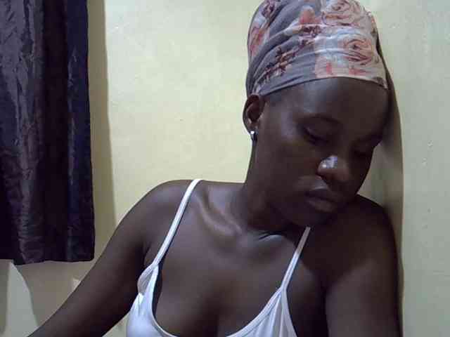 sexxy-maya1 webcam