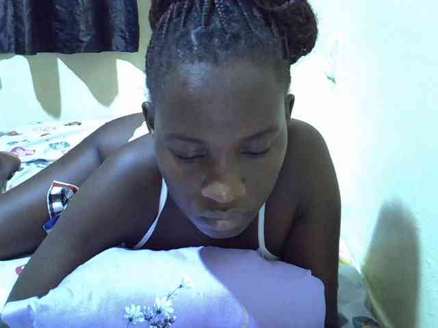 sexxy-maya1 webcam