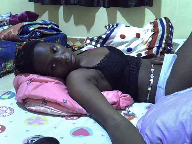 sexxy-maya1 webcam
