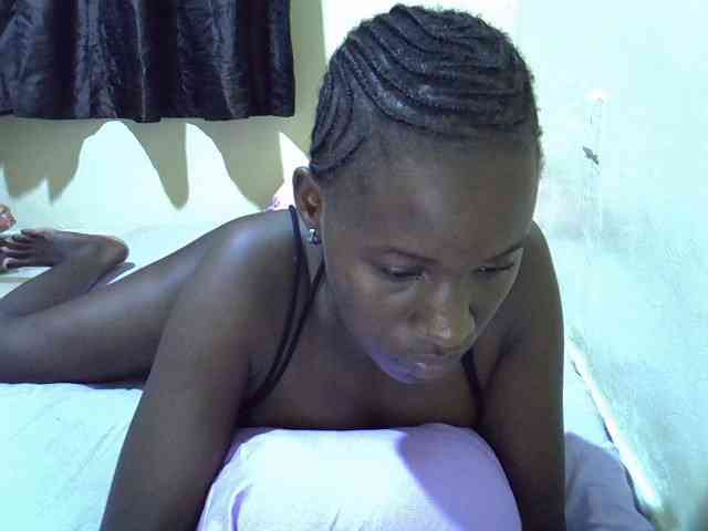 sexxy-maya1 webcam