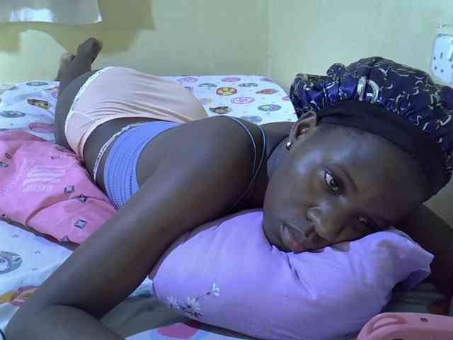 sexxy-maya1 webcam