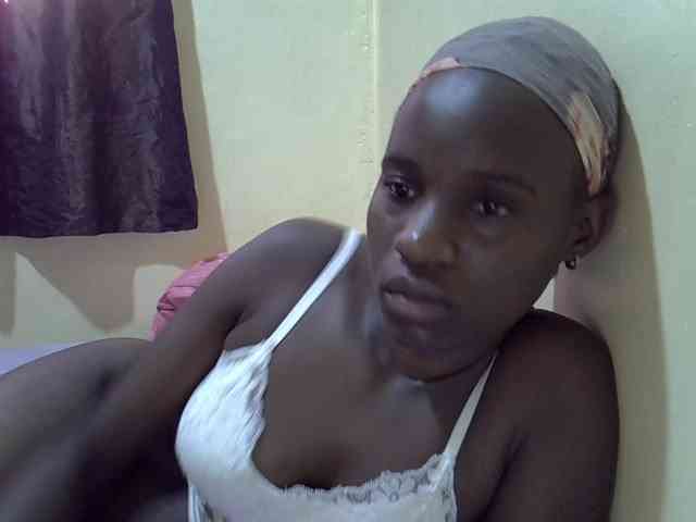 sexxy-maya1 webcam