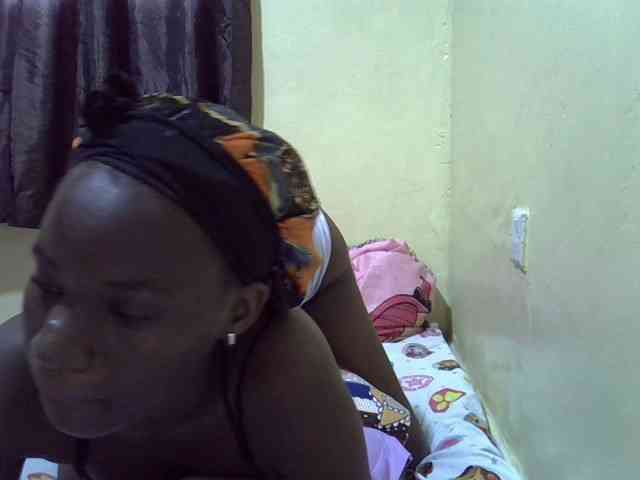 sexxy-maya1 webcam