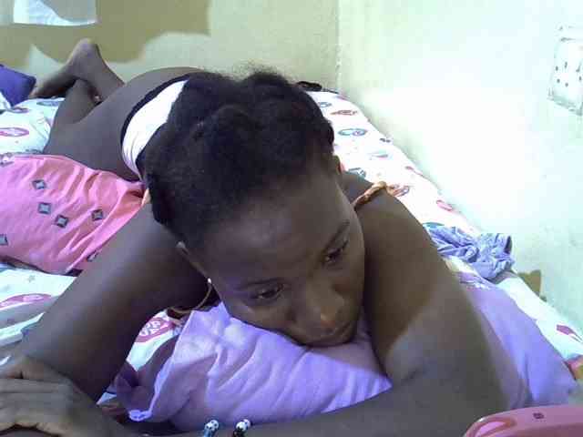 sexxy-maya1 webcam