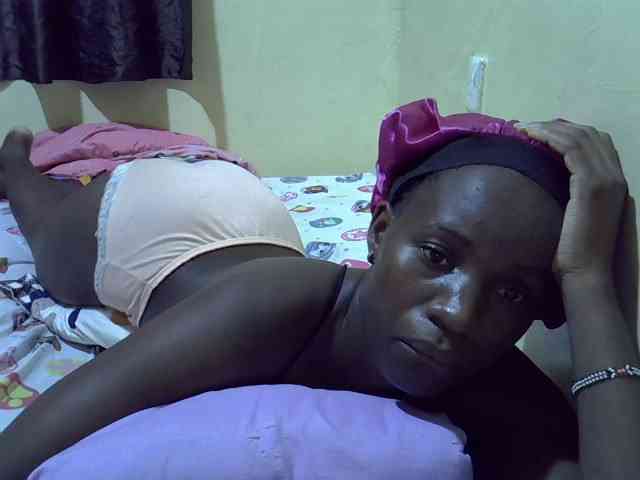 sexxy-maya1 webcam