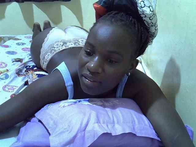 sexxy-maya1 webcam