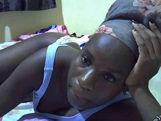 sexxy-maya1 webcam