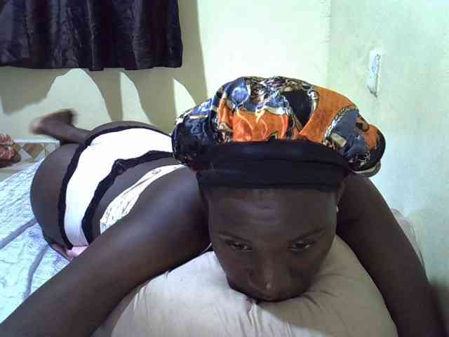 sexxy-maya1 webcam