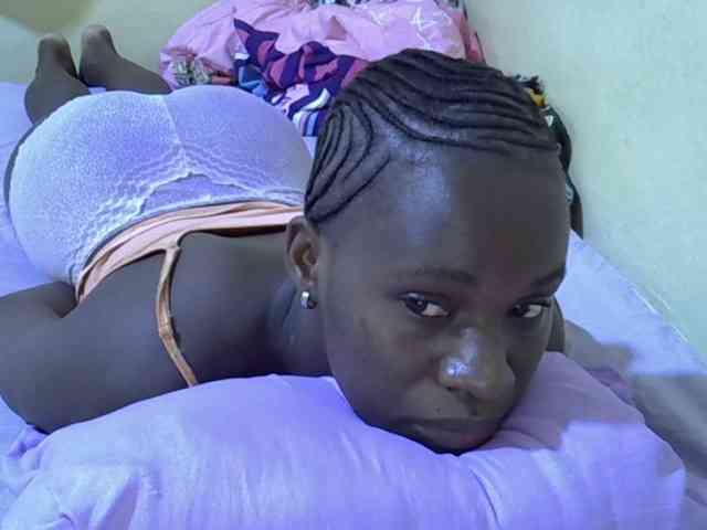 sexxy-maya1 webcam