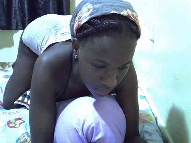 sexxy-maya1 webcam