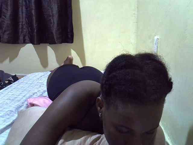 sexxy-maya1 webcam