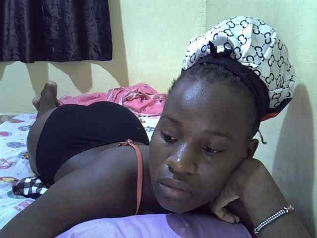 sexxy-maya1 webcam