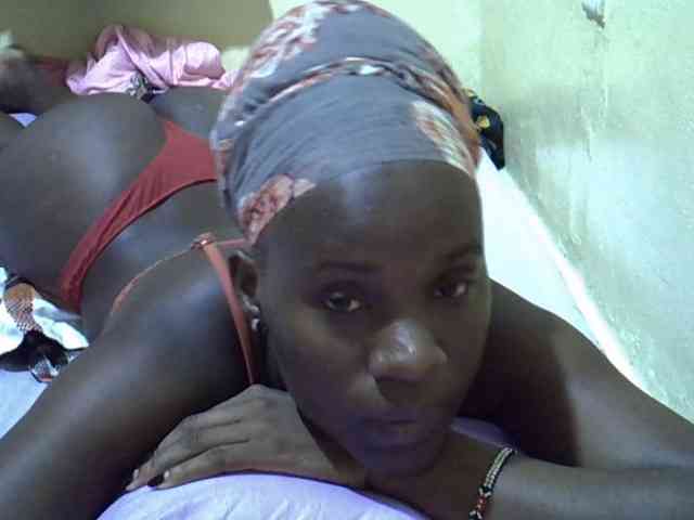 sexxy-maya1 webcam