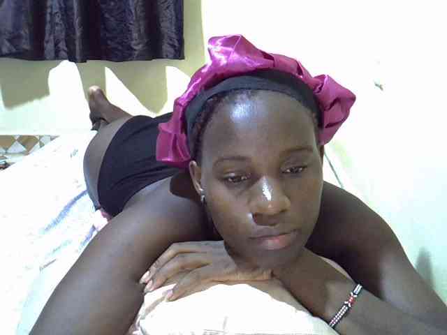 sexxy-maya1 webcam