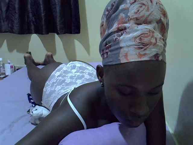 sexxy-maya1 webcam