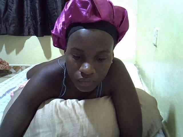 sexxy-maya1 webcam