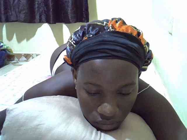 sexxy-maya1 webcam