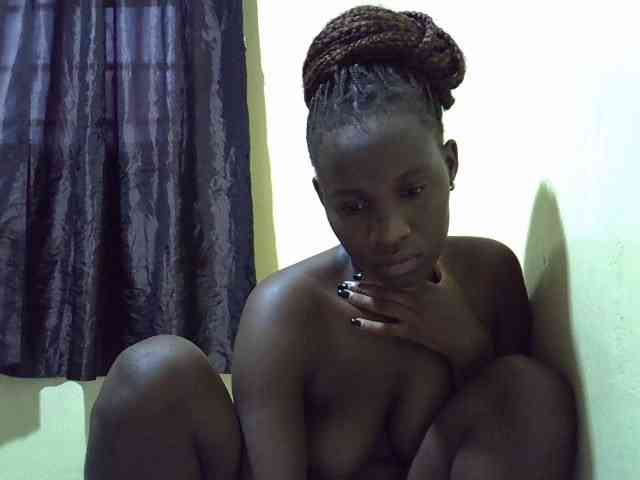 sexxy-maya1