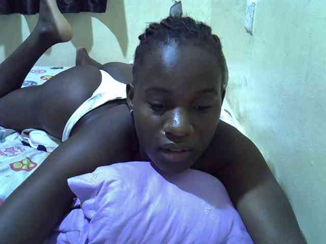 sexxy-maya1 webcam