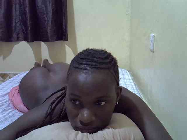 sexxy-maya1 webcam