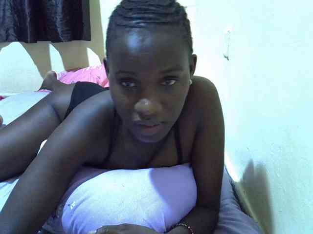 sexxy-maya1 webcam