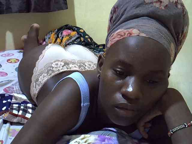 sexxy-maya1 webcam