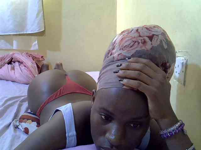 sexxy-maya1 webcam