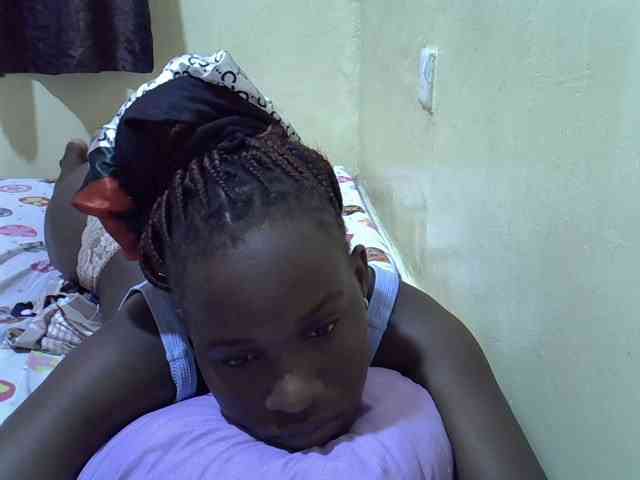sexxy-maya1 webcam