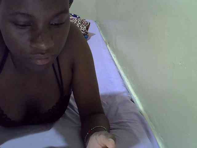sexxy-maya1 webcam