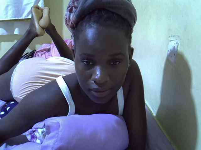 sexxy-maya1 webcam