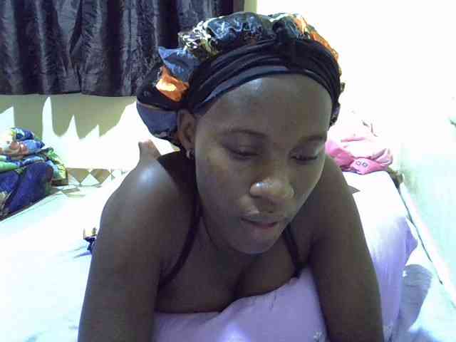 sexxy-maya1 webcam
