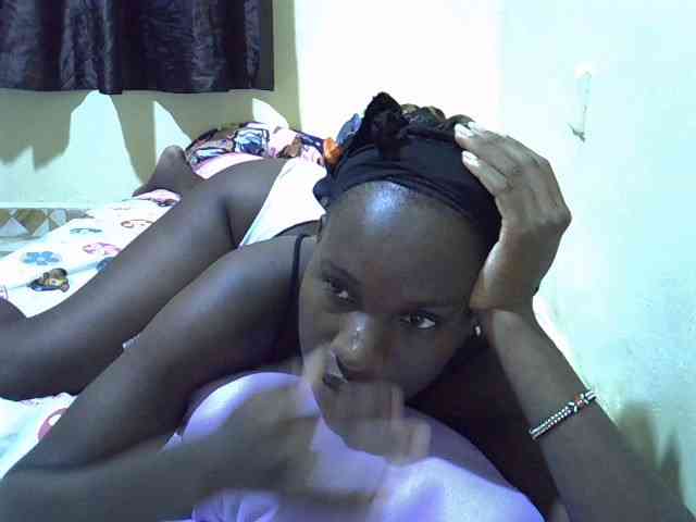 sexxy-maya1 webcam