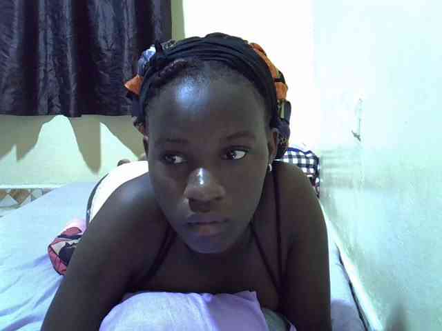 sexxy-maya1 webcam