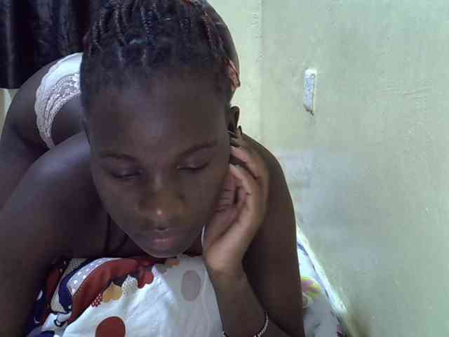 sexxy-maya1 webcam