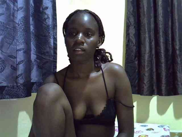 sexxy-maya1 webcam