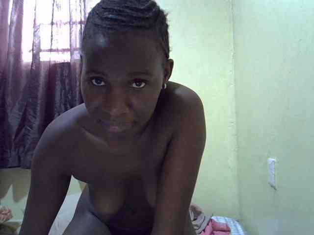 sexxy-maya1